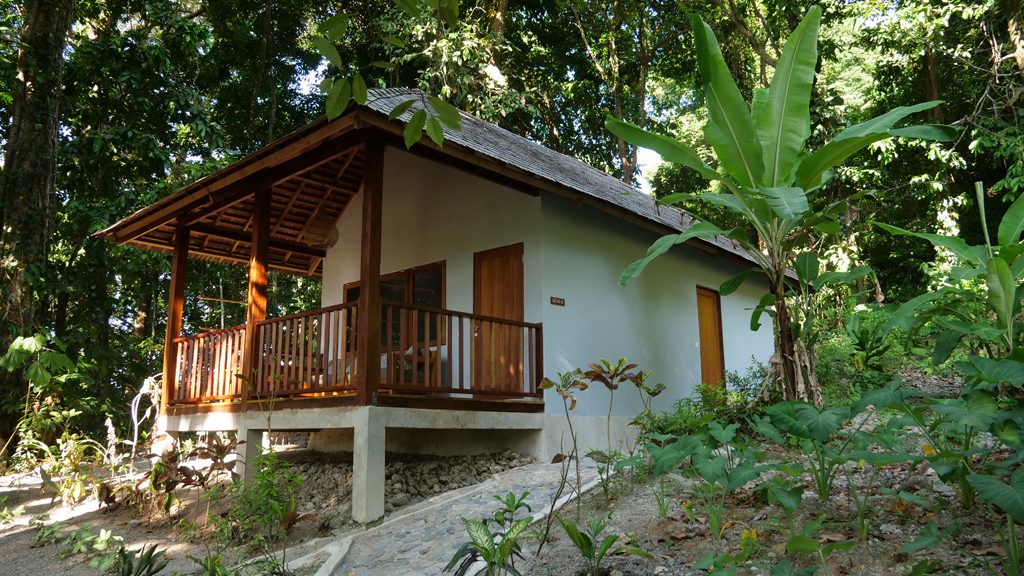 21 ambon divers resort ambon indonesia bungalow exterior2