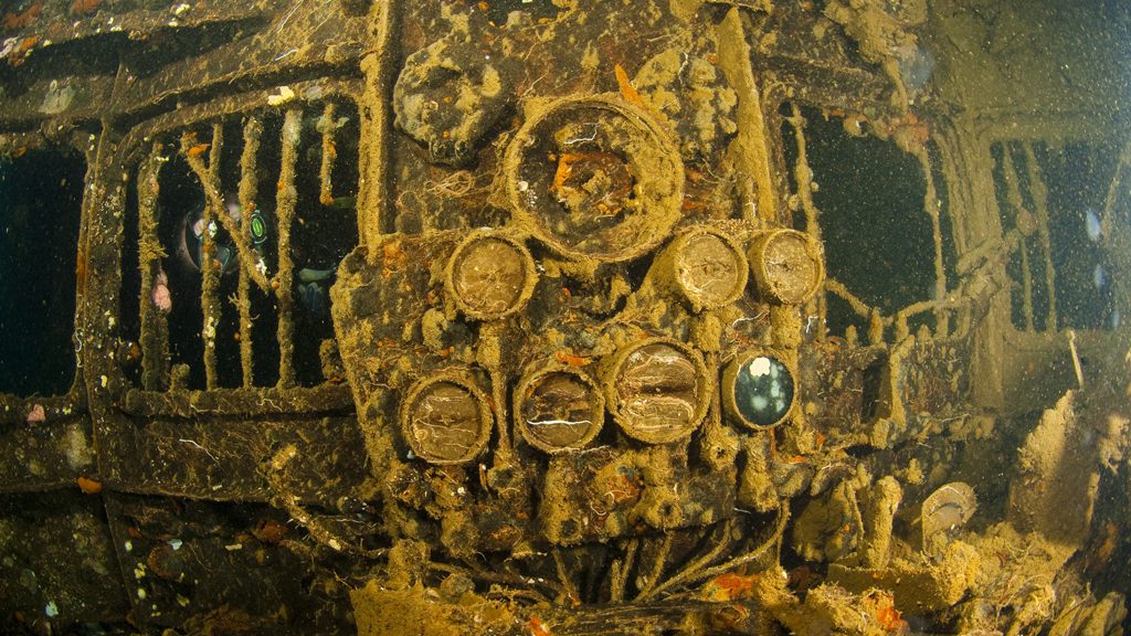 24 sangat island dive resort coron philippines akitsushima control panel 2