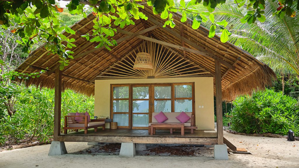 27 alor divers eco resort nusa tenggara indonesia deluxe bungalow exterior