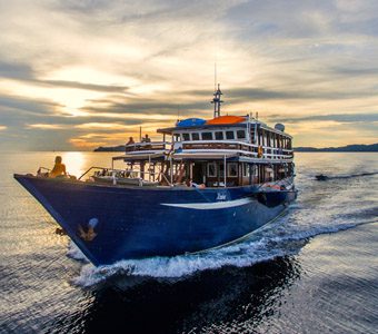 3 ambai liveaboard indonesia boa view sunset feature340