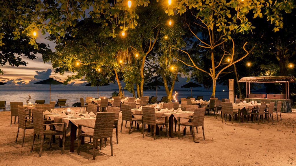 21 siladen resort and spa north sulawesi indonesia restaurant 2