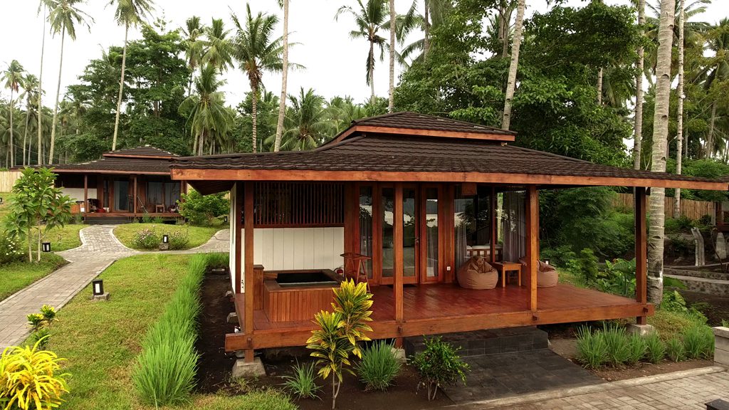 24 dive into lembeh north sulawesi indonesia bungalow exterior