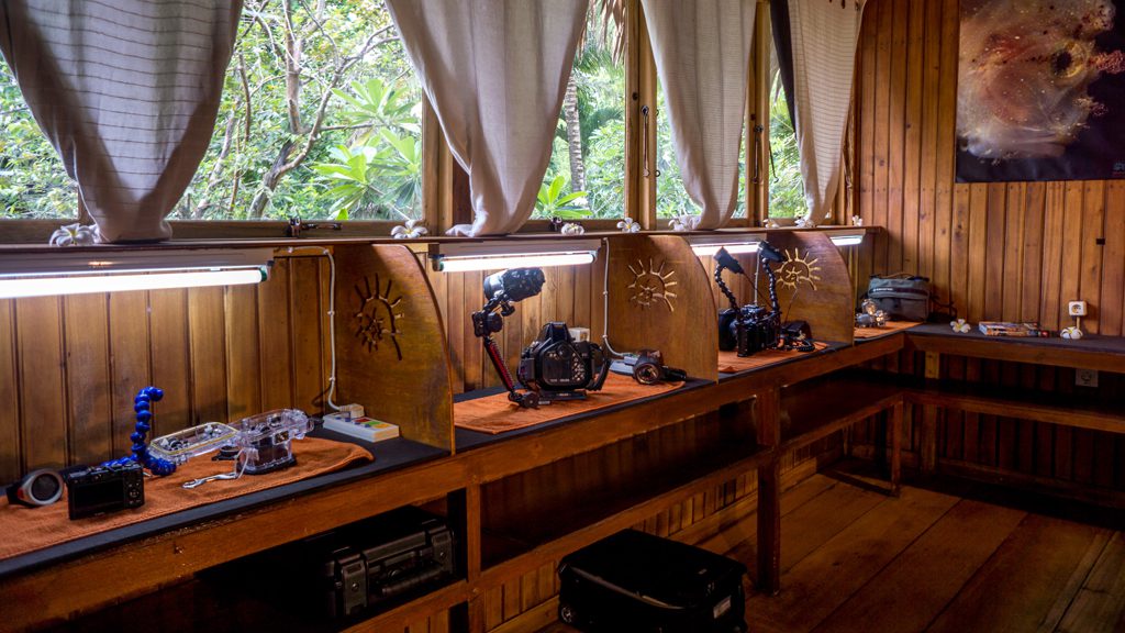 31 siladen resort and spa north sulawesi indonesia camera room