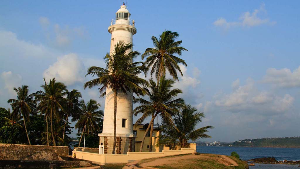 33 dive galle sri lanka lighthouse