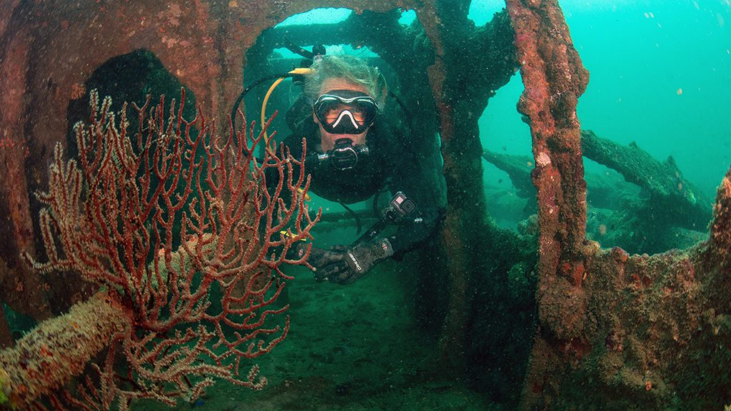 41 dive batticaloa sri lanka lady mccallum diver