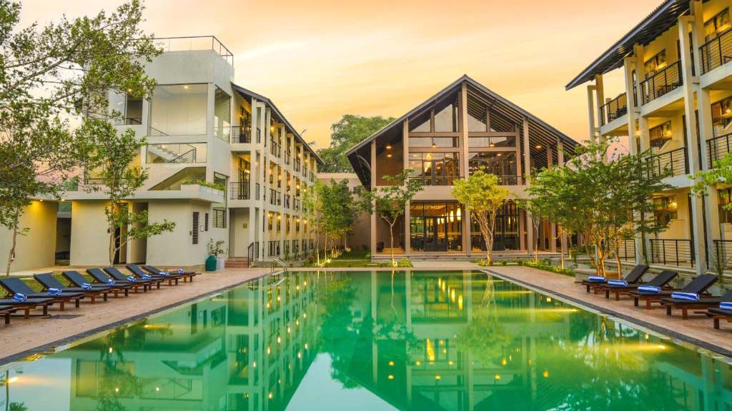 Oak ray wild yala hotel pool view