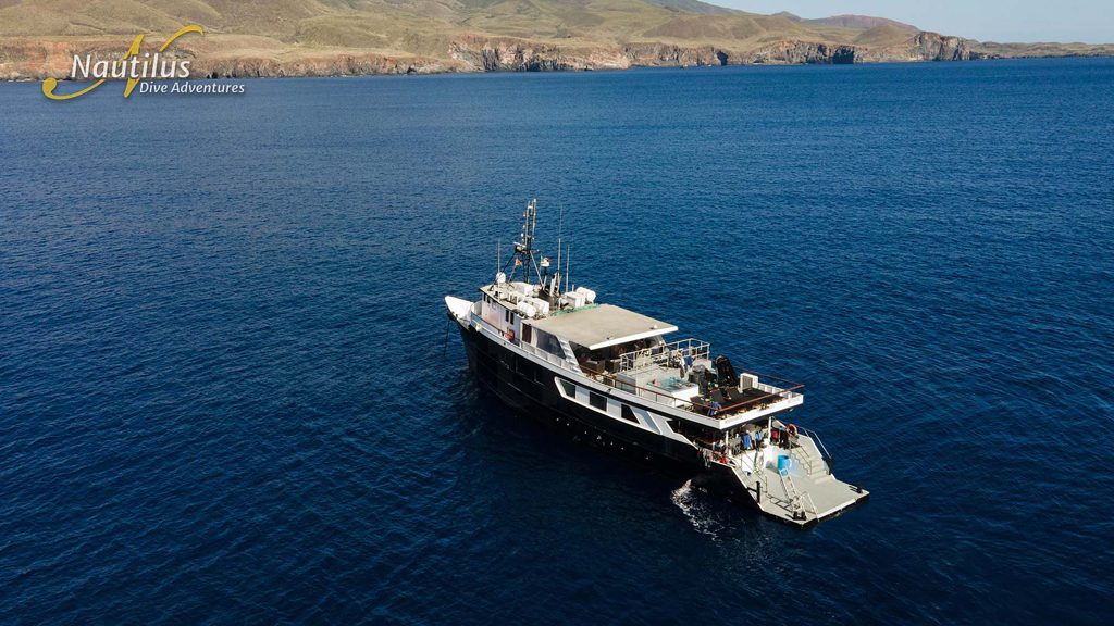 8 nautilus undersea liveaboard socorro baja mexico boat exterior 4