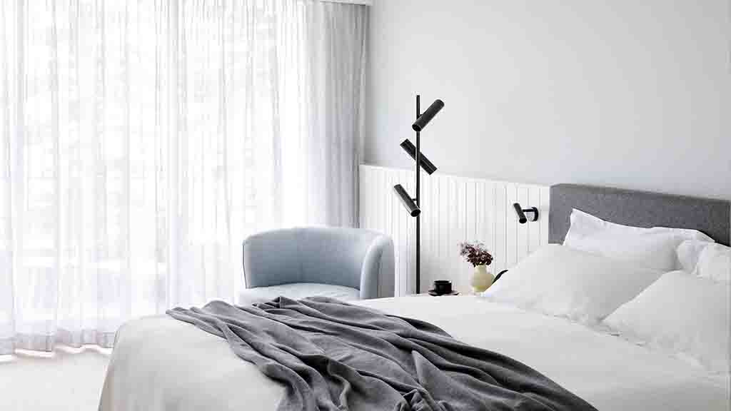 5 manly pacific double room bed