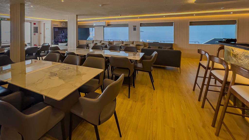 10 maldives master restaurant