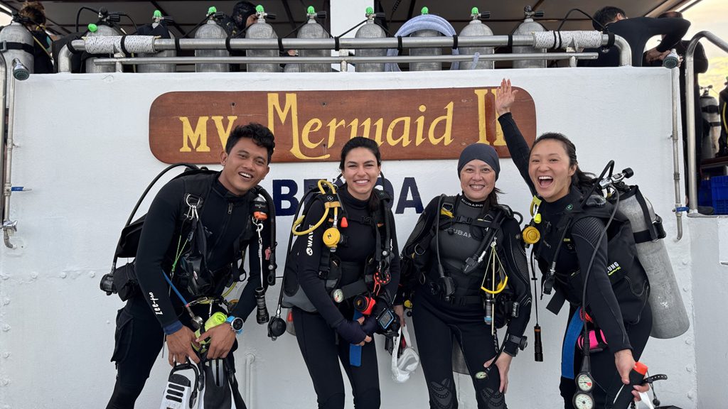 15 mermaid 2 liveaboard indonesia divers