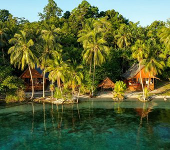 3 uepi island resort uepi solomon islands one bedroom beach houses feature340
