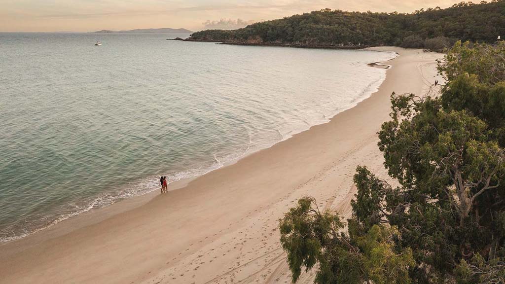 4 great keppel island beach