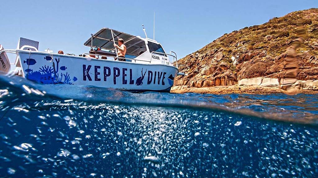 4 great keppel island dive boat