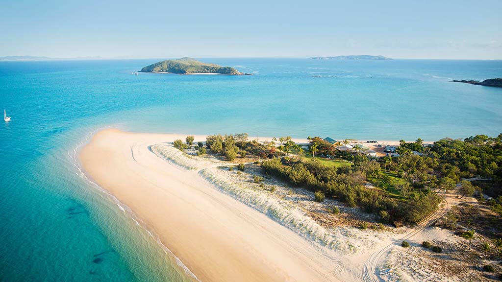 4 great keppel island hideaway hero shot scaled 1