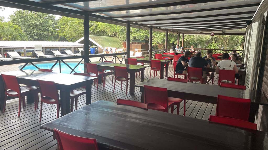 7 diving sodwana bay south africa coral divers veranda pool 3479