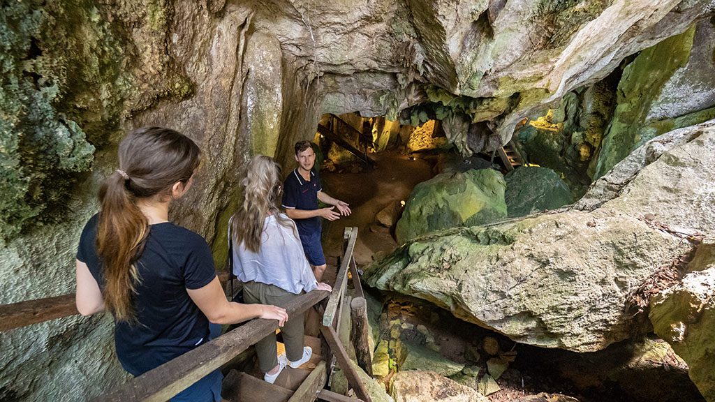 Capricorn caves entry 1024 140922 140922 6