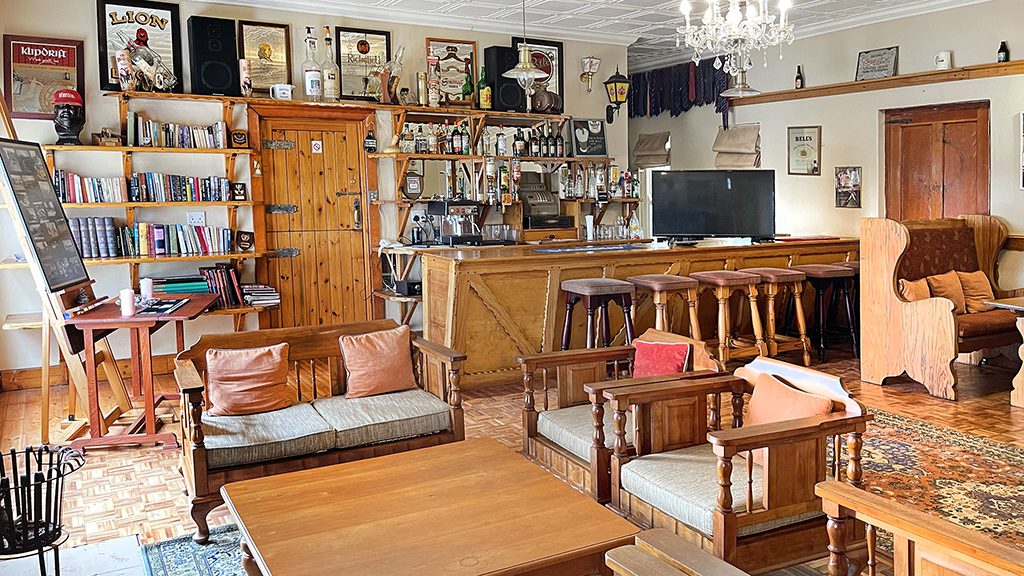 Zuurberg mountain village south africa bar