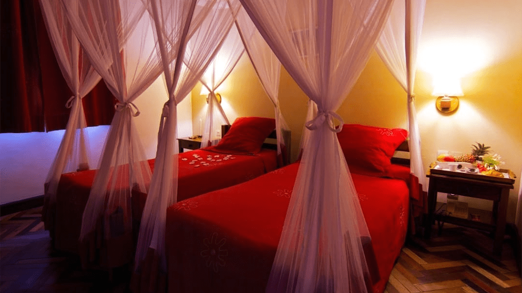 3 madagascar vakona forest lodge twin room