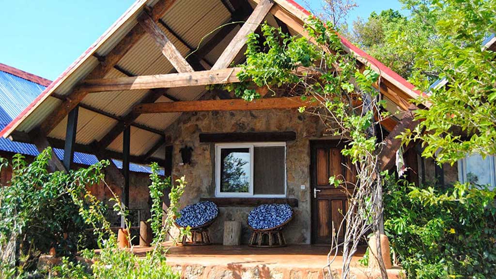 4 madagascar ankarana lodge bungalow front view