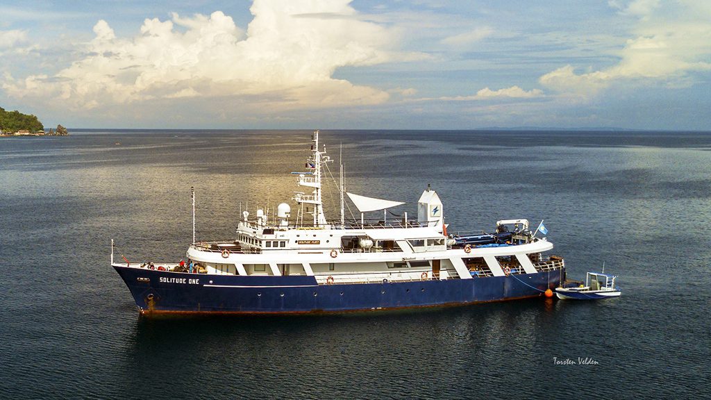 6 solitude one liveaboard philippines aerial view3