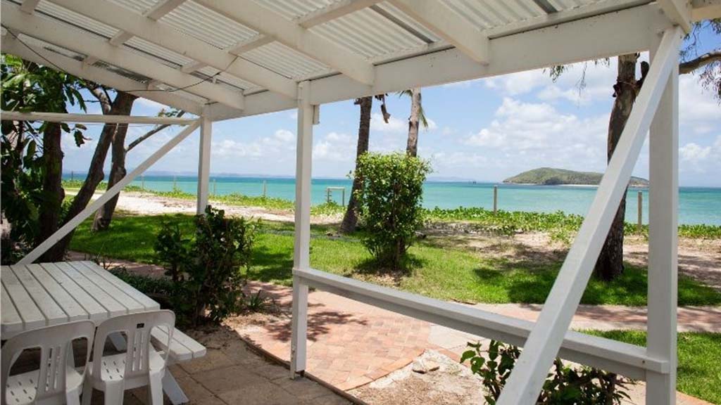 2 keppel hideaway accommodation beachfront 10 view