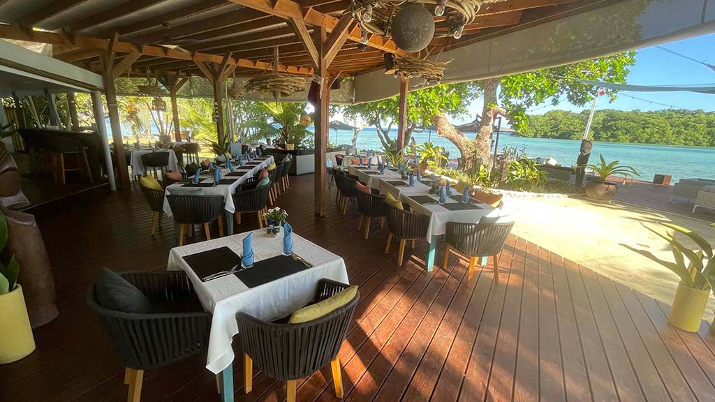 10 turtle bay lodge espiritu santo vanuatu restaurant view
