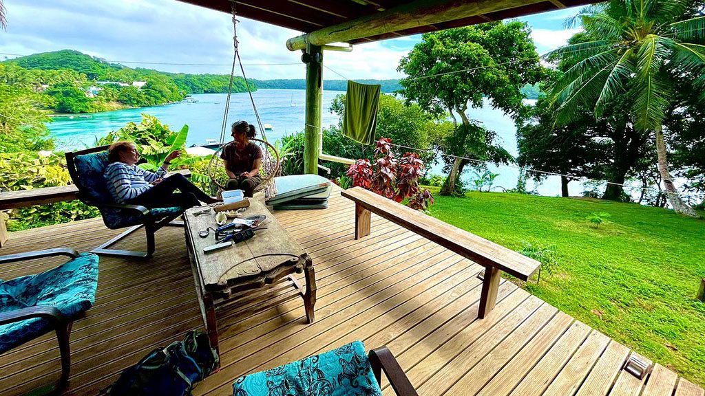 Dive vava u tonga axfactor dive relaxing on veranda