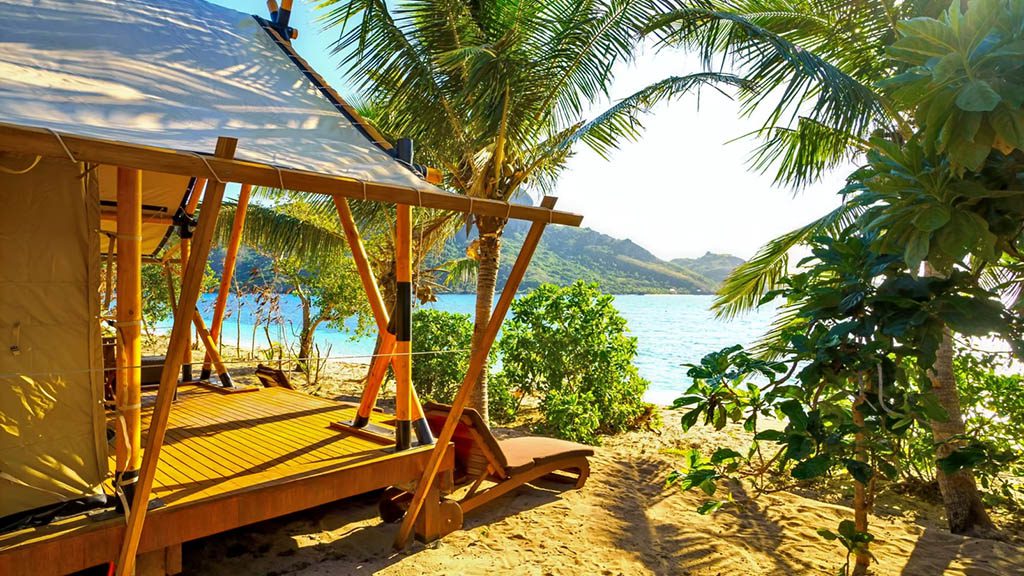 40 barefoot kuata yasawa islands fiji beachfront siga bure outside view 40 barefoot kuata yasawa islands fiji beachfront siga bure outside view