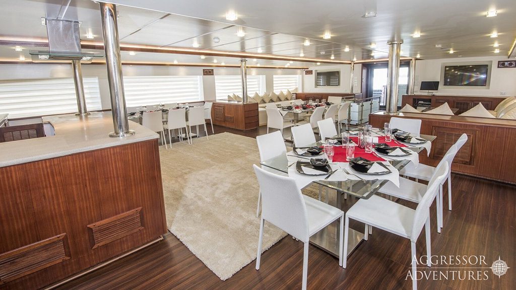 7 maldives aggressor ii liveaboard maldives dining
