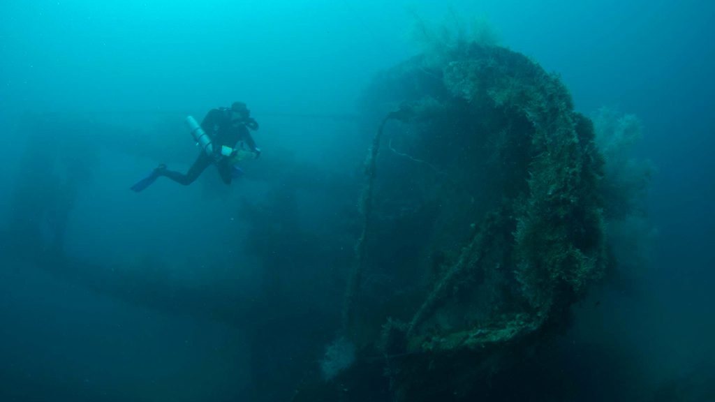 15 evolution malapascua philippines diver and wreck