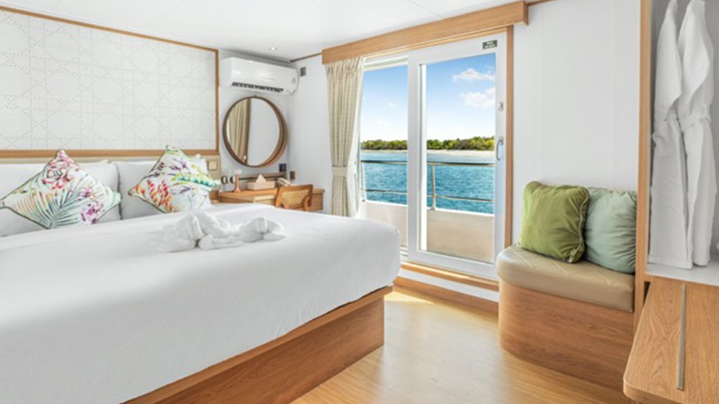21 solitude gaia liveaboard palau cabin 303 21 solitude gaia liveaboard palau cabin 303