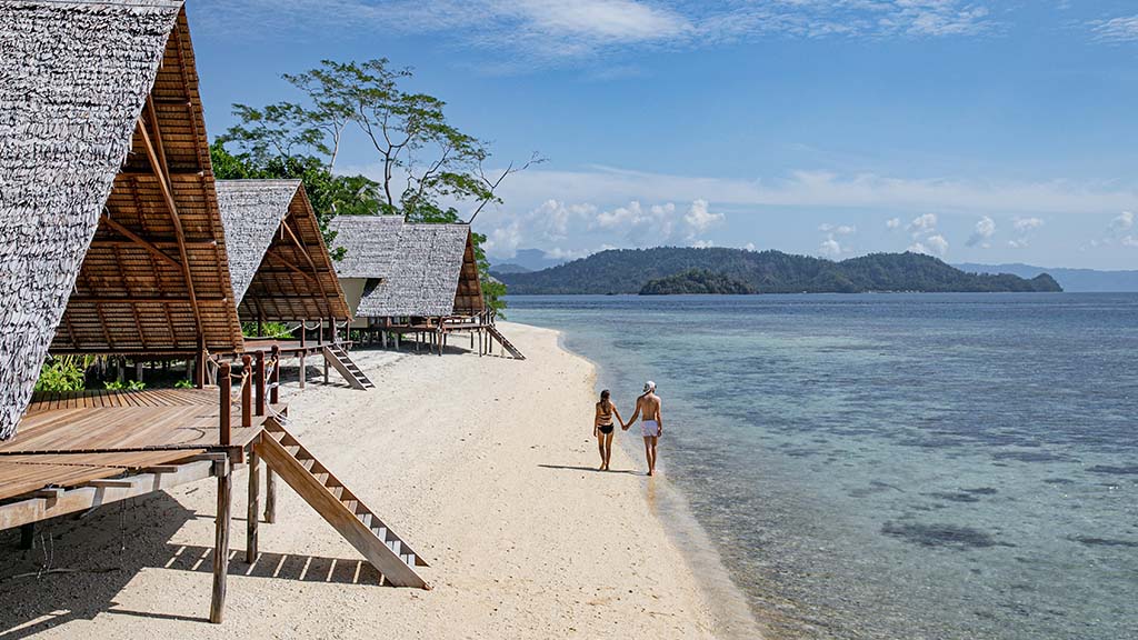 11 kusu island resort halmera indonesia beach view