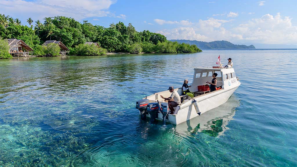 15 kusu island resort halmera indonesia speedboat