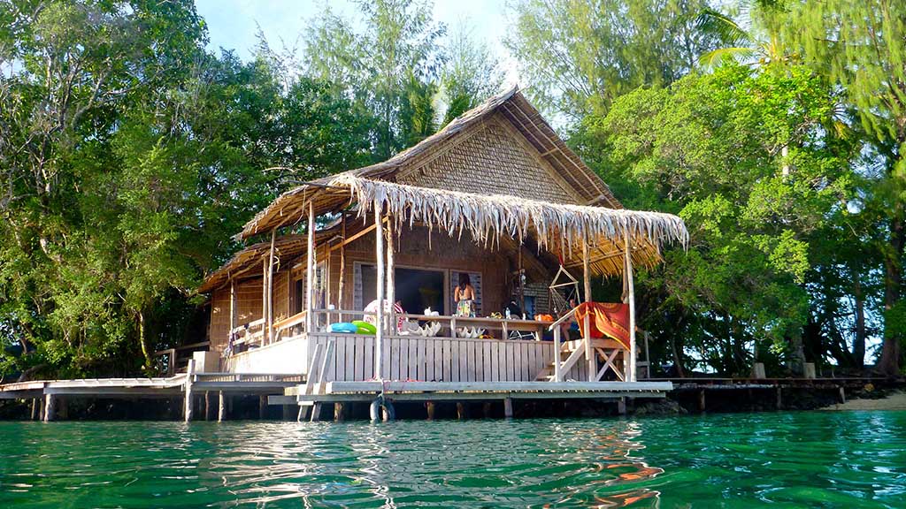 23 oravae cottage gizo solomon islands penthouse front