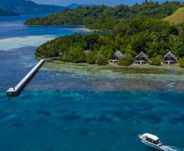 3 kusu island resort halmera indonesia aerial view with jetty feature340