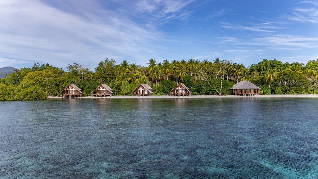 6 kusu island resort halmera indonesia ocean view villas