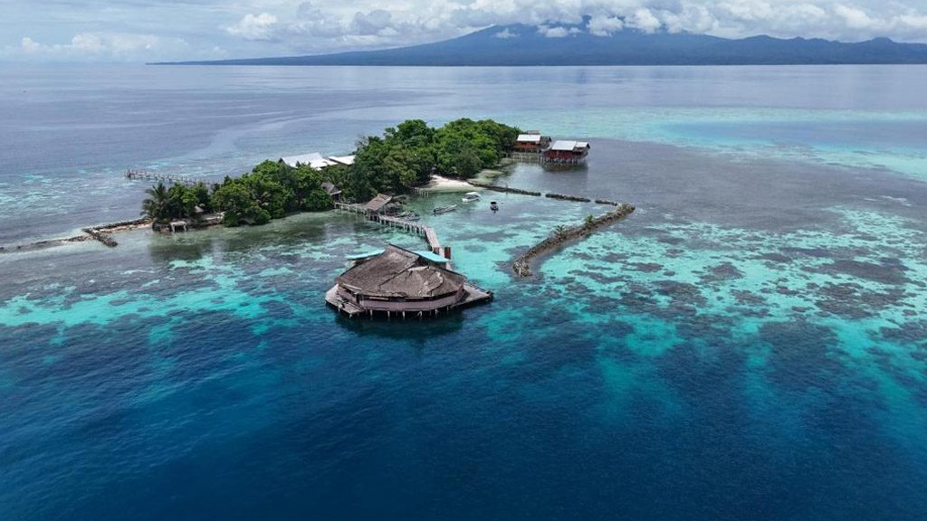 2 imagination island resort gizo solomon island aerial view hero