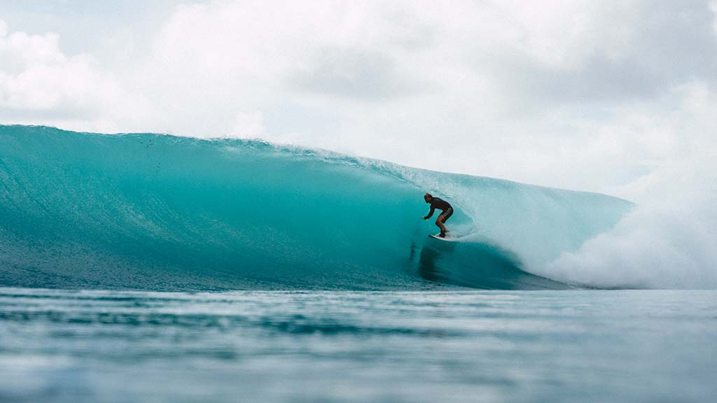 Awara resort mentawis barrel left 1024 Awara resort mentawis barrel left 1024
