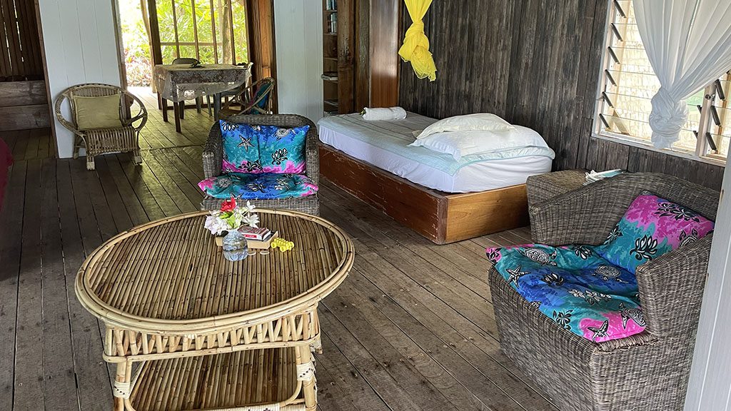 Oravae cottage gizo solomon islands cottage living room
